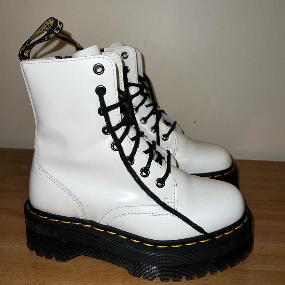 White Dr.Martens Jadon platform